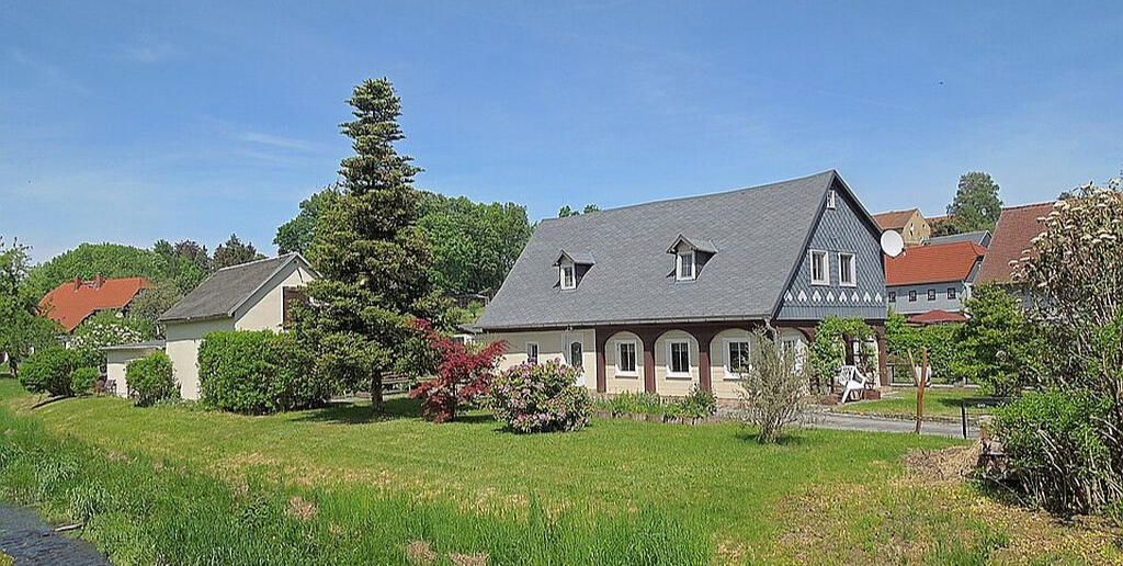 Umgebindehaus am Landwasser in Niederoderwitz Umgebindehaus am Landwasser in Niederoderwitz